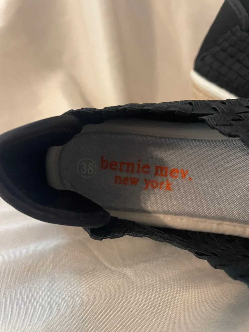 Bernie mev. Womens Woven Mary Jane Wedge Espadrille - Black size 38
